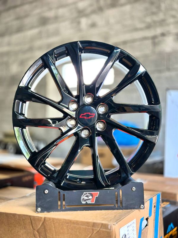 FB665	R22 9J	ET24	6x139,7	78.1	Gloss Black
