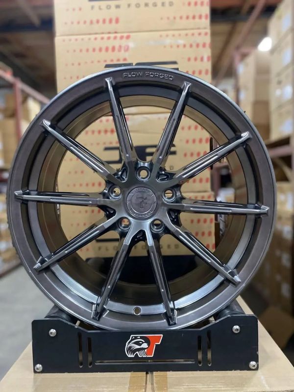 FA834	R20 9,5J	ET40	5x112	66,6	Hyper Black