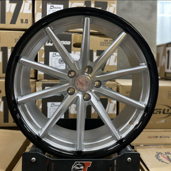 FA613R	R20 10J	ET38	5x112 / 5x114,3 ( 5X113,1 )	73,1	BUSHED SILVER FACE+PIANO BLACK UP LIP