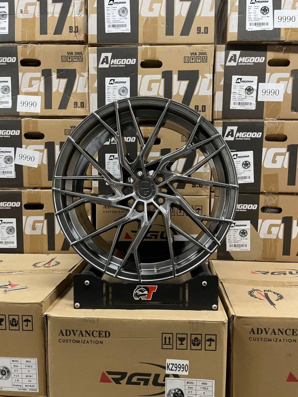 F9831	R19 9,5J	ET33	5x120	72.6	HYPER BLACK