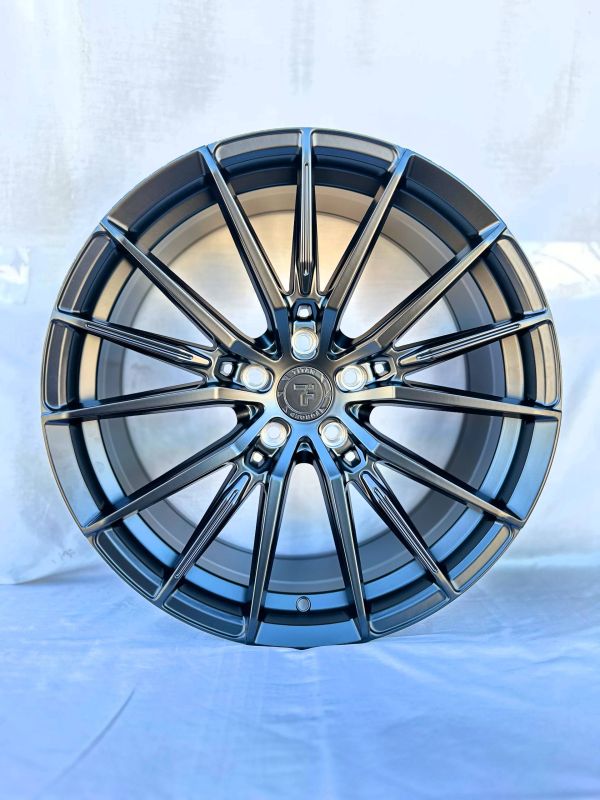 F9798	R19 8,5J	ET38	5x114,3	73,1	Satin Black