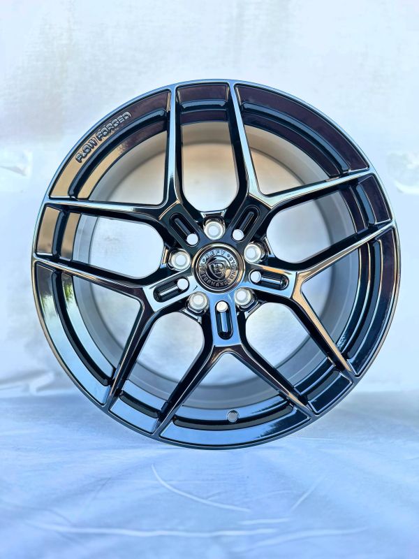 F8833	R18 8J	ET35	5x114,3	73,1 GLOSS BLACK