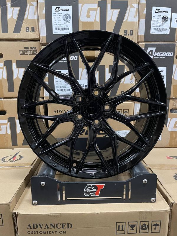 F8797	R18 8J	ET35	5x114,3	73,1	Gloss Black
