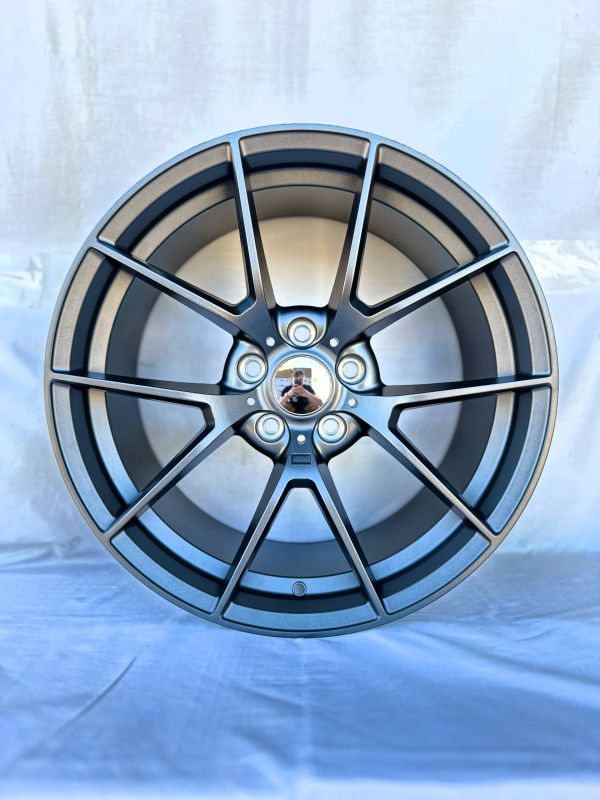 9369F	R19 8,5J	ET35	5x120	72,6	MATT GUNMETAL