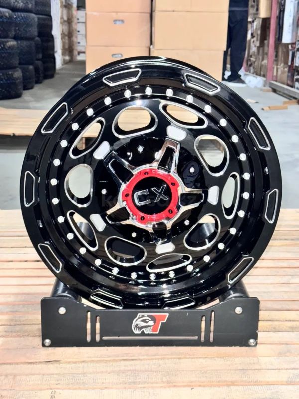 7047	R17 8,5J	ET15	6x135 / 6x139,7	106,1	BLACK MATTE + MILLING