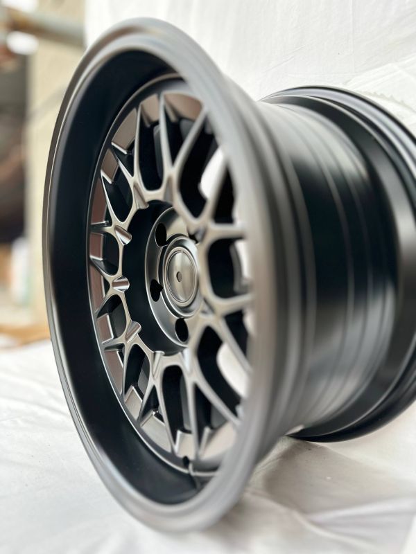 YF0462	R17 9J	5x127	ET-12	71,5 	matt black