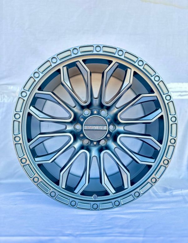 6143	R20 10J	6x139,7	ET-12	110,5 	Satin Gunmetal