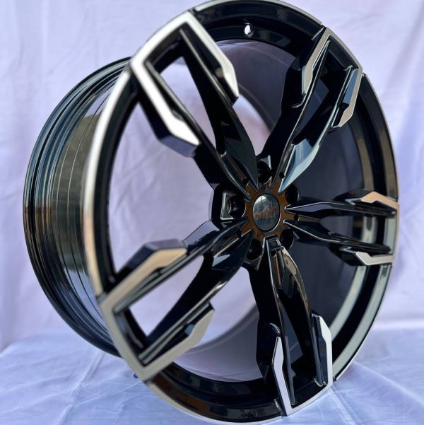 YF5718	R21 9,5J	5x120	ET43	72,6 	BMF