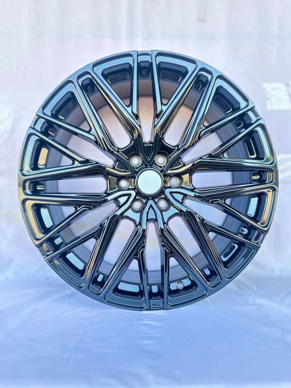 0413	R20 8J	6x120	ET40	74,6 	Gloss Black