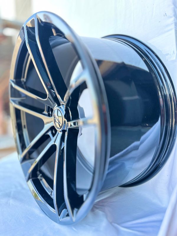 5599	R20 11J	5x115	ET12	71,5 	BLACK