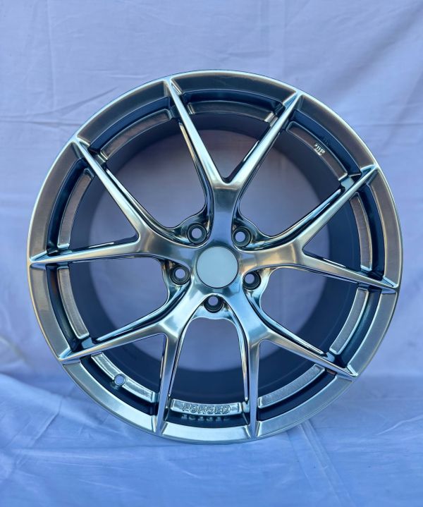 YF5888	R20 9J	5x120	ET33	74,1 	HB