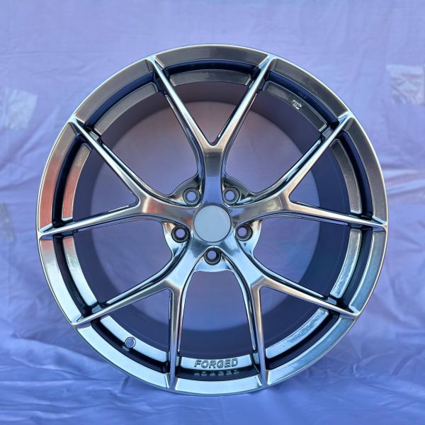 YF5888	R20 9,5J	5x112	ET35	66,6 	HB