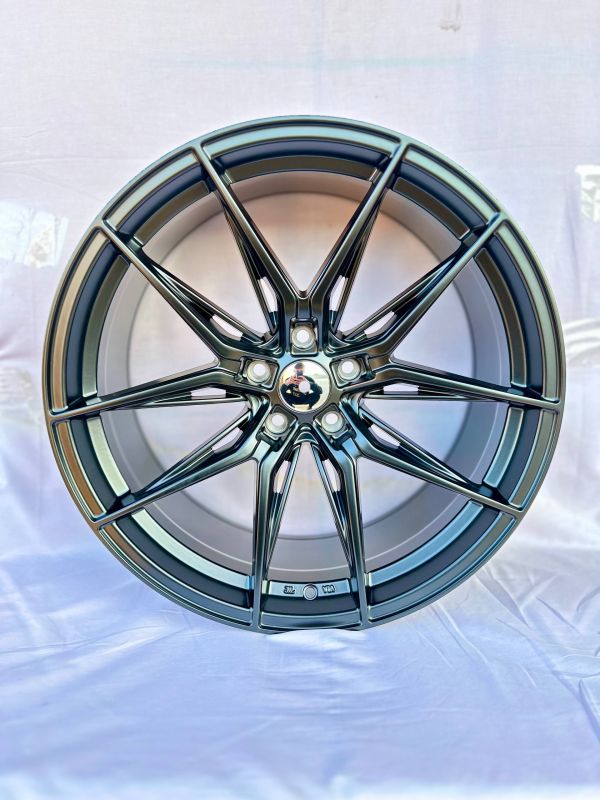 5559	R20 9J	5x112 / 5x114,3 ( 5x113,1 )	ET30	73,1 	MAT BLACK
