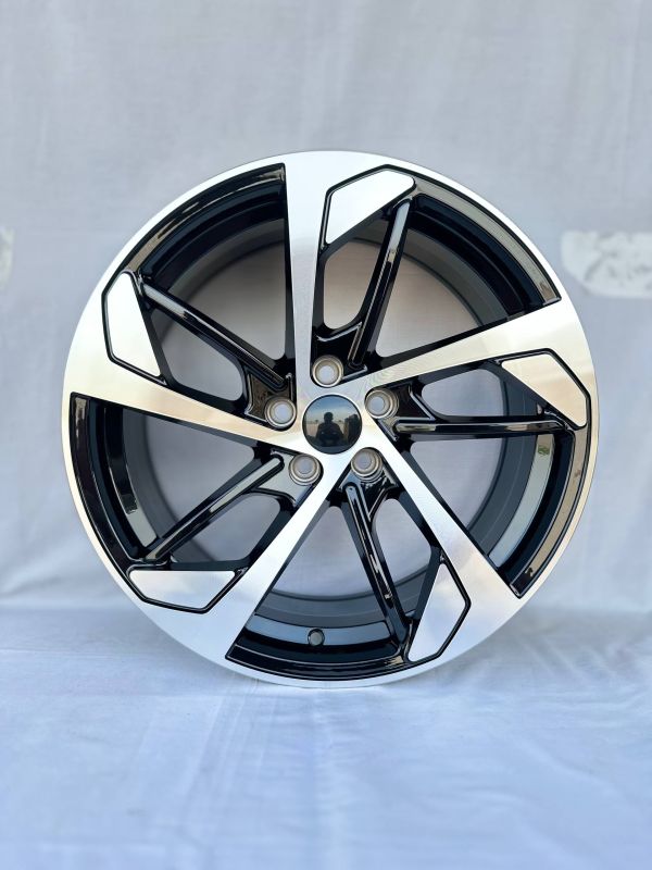 5445	R17 7,5J	5x100	ET35	57,1 	Black Machined Face