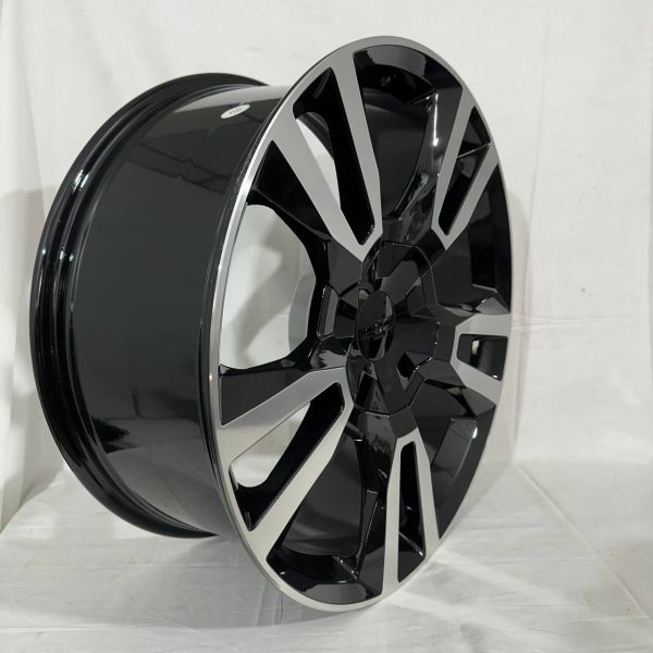 5549	R22 9J	6x139,7	ET20	78,1 	BLACK MACHINE