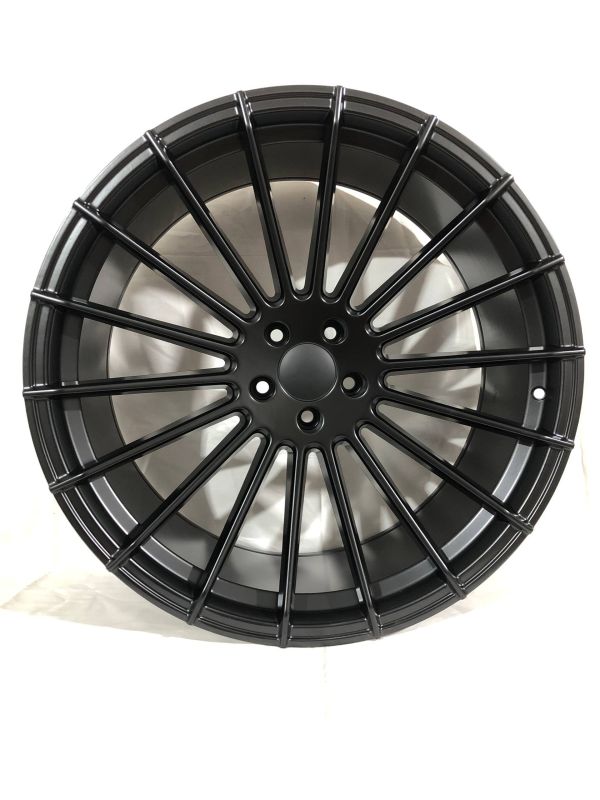 0124 Hamann R22 10,5J	5x112	ET35	73,1 	Black