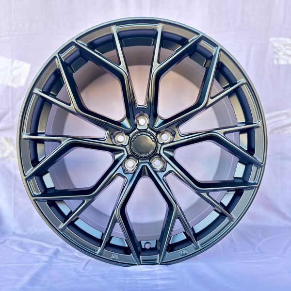 5558	R19 9,5J	5x112 / 5x114,3 ( 5x113,1 )	ET35	73,1 	MAT BLACK