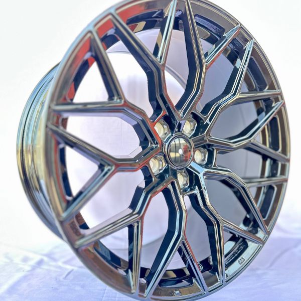 0319	R19 9,5J	5x112	ET40	73,1 	GLOSS BLACK