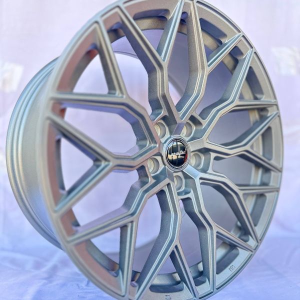 0319	R19 9,5J	5x112 / 5x114,3 ( 5x113 )	ET38	73,1 	SAND GUNMETAL