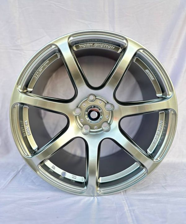 SC1008	R18 8,5J	ET35	5x114,3	73.1	haper black