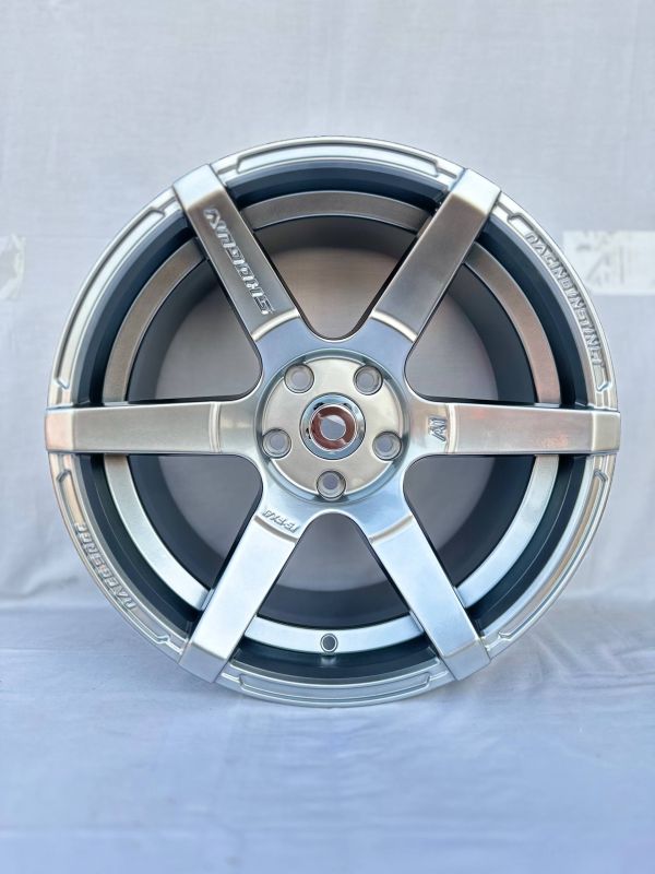zs1101	R17 9,5J	ET18	5x114,3	73.1	haper black