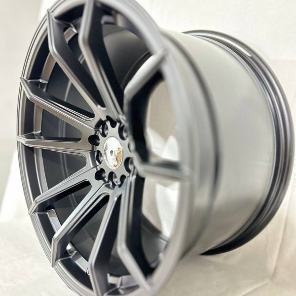 ZS008	R18 10J	ET25	5x100 / 5x114,3	73.1 matte black