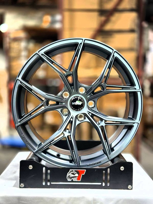 zs011	R18 8,5J	ET35	5x112 / 5x114,3 ( 5x113,1 )	73.1	Matte GM