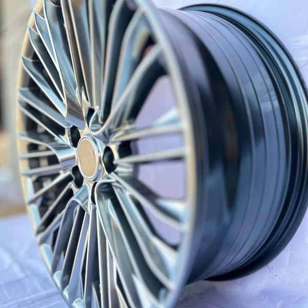 20118 ( XF020 )	R20 8J	ET30	60.1	5x114,3	HB