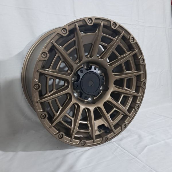 XF056	R18 8,5J	ET0	110.1	6x139,7	SAND BRONZE