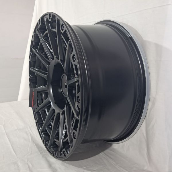 XF056	R17 8,5J	ET20	110.1	5x150	MATTE BLACK