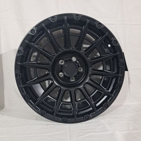 XF056	R17 8,5J	ET15	73.1	5x114,3	MATTE BLACK