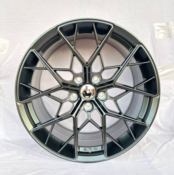XF019	R19 8,5J	ET30	72.56	5x120	MATTE BLACK