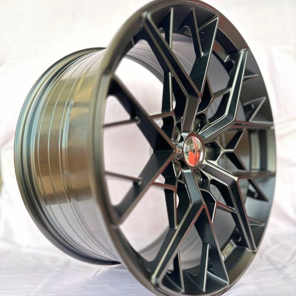 XF019	R19 8,5J	ET30	72.56	5x120	MATTE BLACK