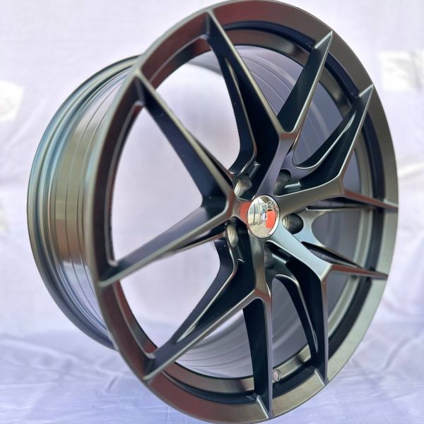 XF016	R19 8,5J	ET30	72.56	5x120	MATTE BLACK