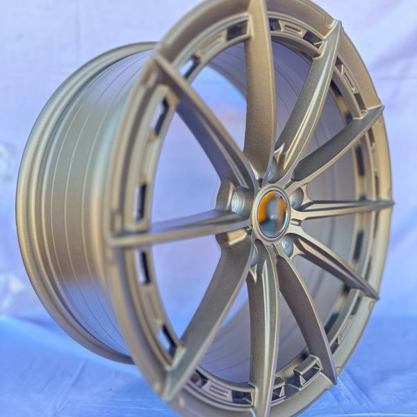 XF006	R18 8J	ET35	73.1	5x114,3	SAND BRONZE