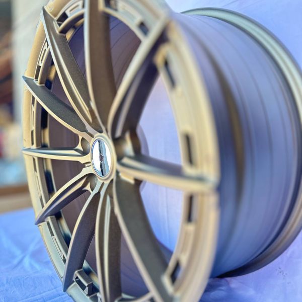 XF006	R18 8J	ET35	73.1	5x114,3	SAND BRONZE