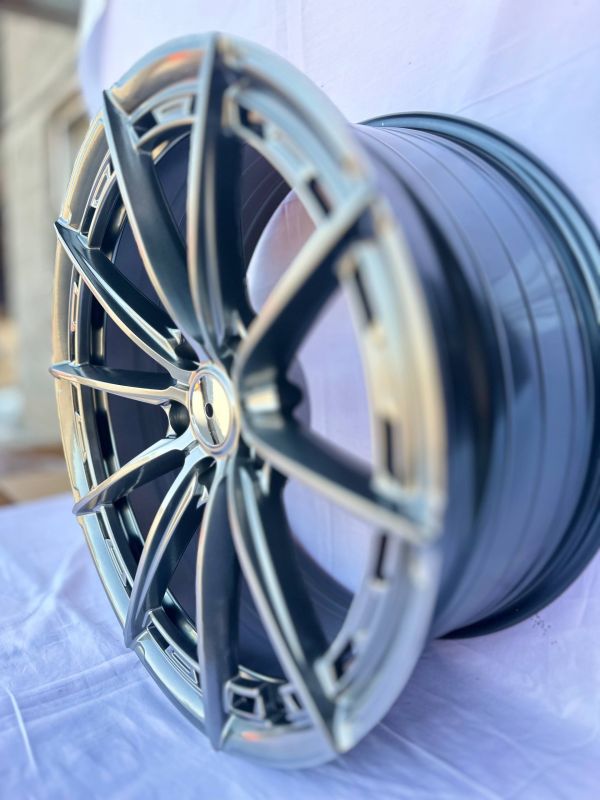 XF006	R18 8J	ET35	66.45	5x112	HB