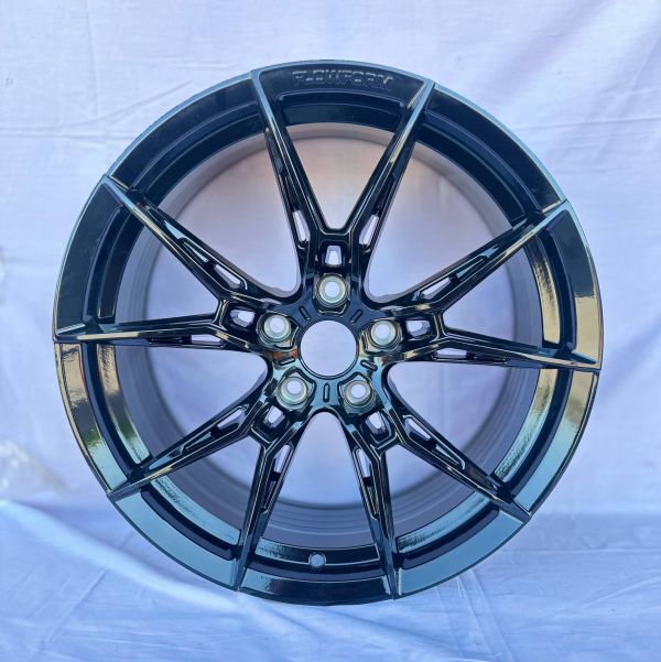 XF050	R19 9,5J	ET38	66.45	5x112	BLACK