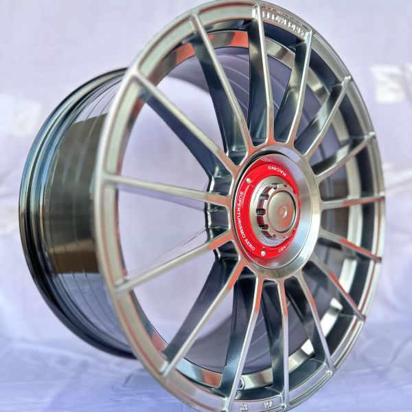 XF224 R19 8,5J ET30	72.56 5x120	HB