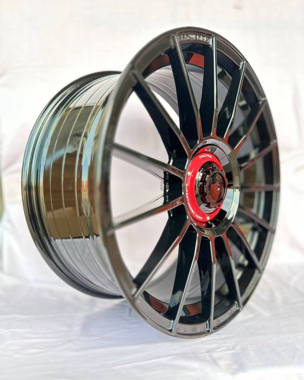 XF224 R19 8,5J ET35	73.1 5x114,3	BLACK
