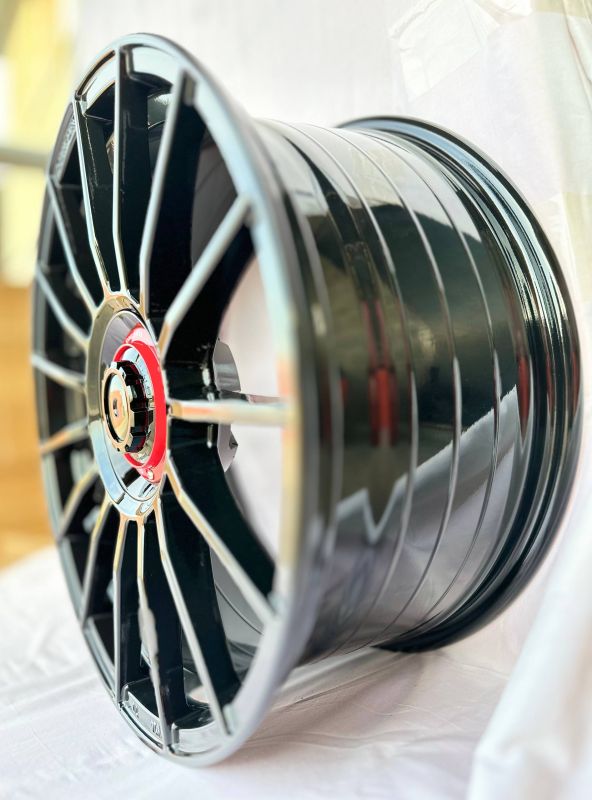 XF224 R19 8,5J ET35	73.1 5x114,3	BLACK