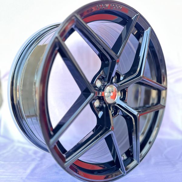 XF204 R19 8,5J ET35	73.1	5x108	BLACK