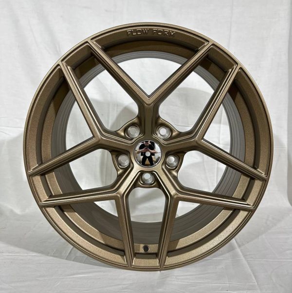 XF204 R18 8J ET35	73.1 5x114,3	SAND BRONZE