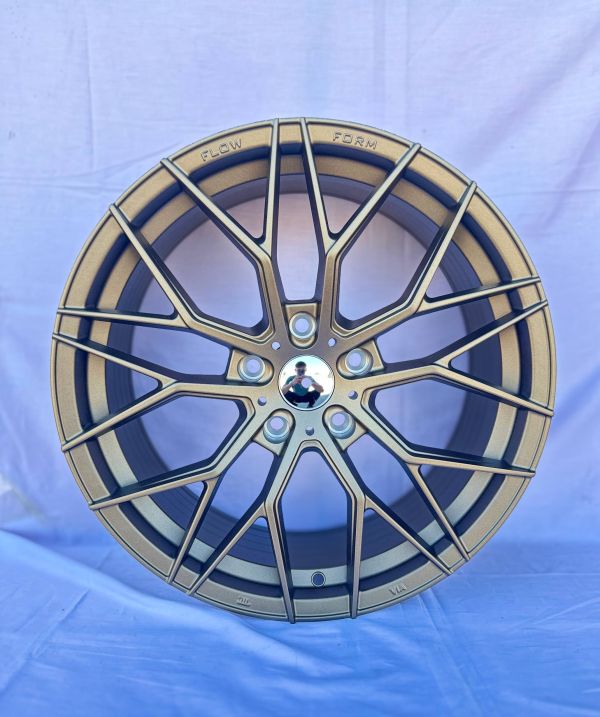 XF201 R18 9J ET35	72.56	5x120	SAND BRONZE
