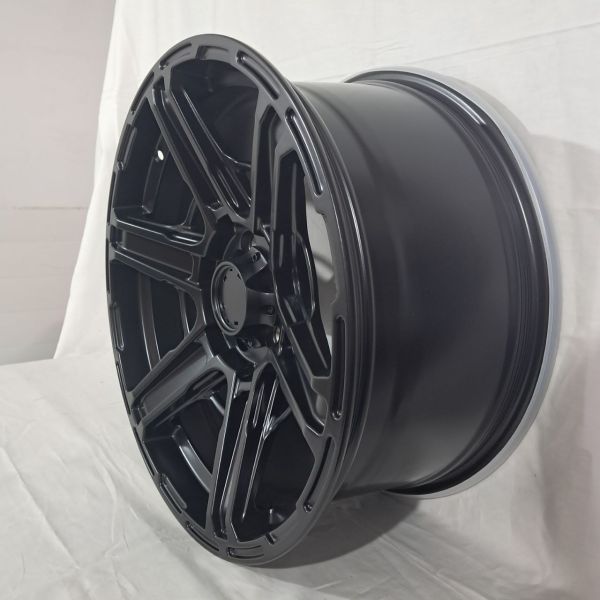 XF219 R18 8,5J ET20	5x108	73,1	MATTE BLACK