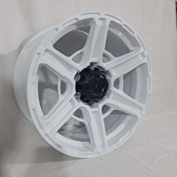 XF219 R18 8,5J ET0	6x139,7	110,1 WHITE
