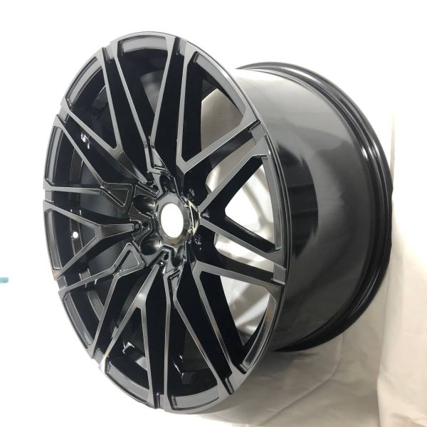 FA740 R20 9J ET40	5X120	74,1	Black Machined Face+Black Oil
