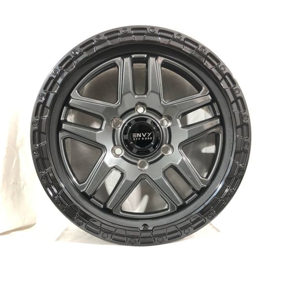 F8615 R18 8,5J ET18	6X139,7	106,1 LIQUID METAL / GLOSS BLACK BEADLOCK