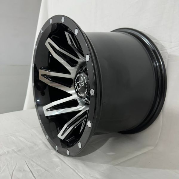 F5715 R15 10J ET-44	6x139,7	110,1	black machine face rivets milled / Cara negro mecanizado remaches fresados