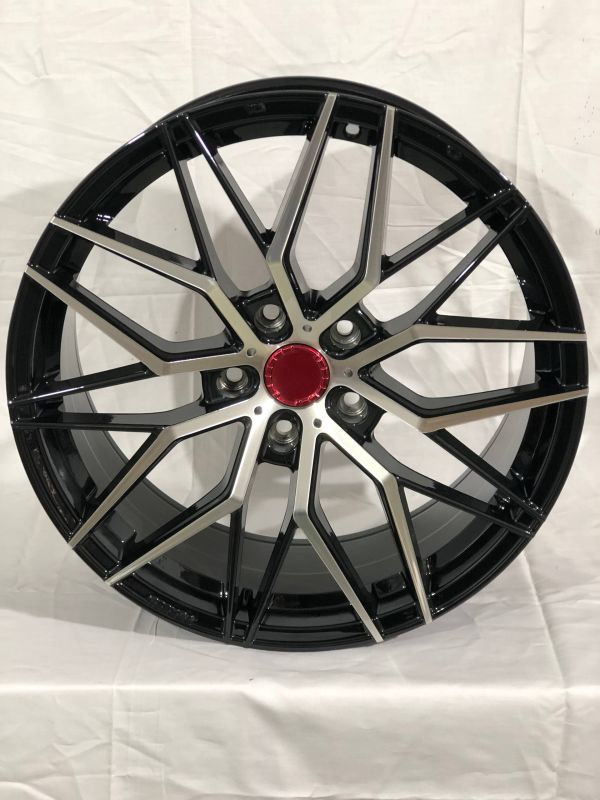 0431 R19 9,5J 5X120 ET38	72,6 	BM